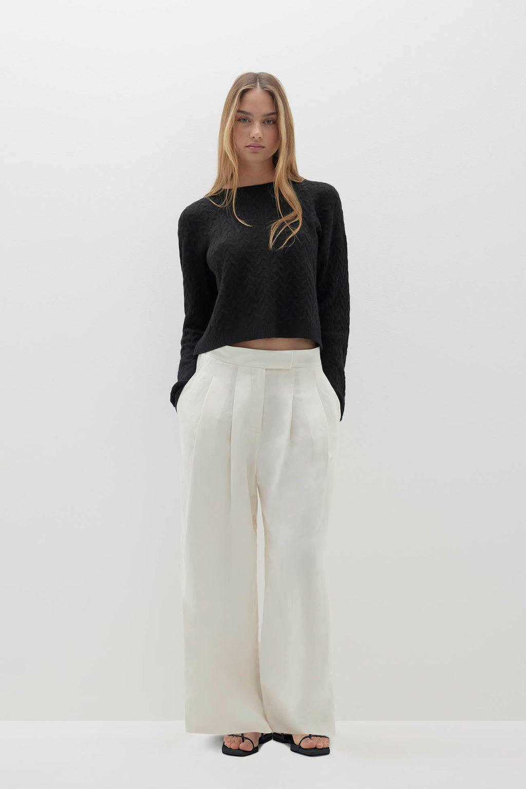 CHRISSY CROPPED CABLE KNIT SWEATER