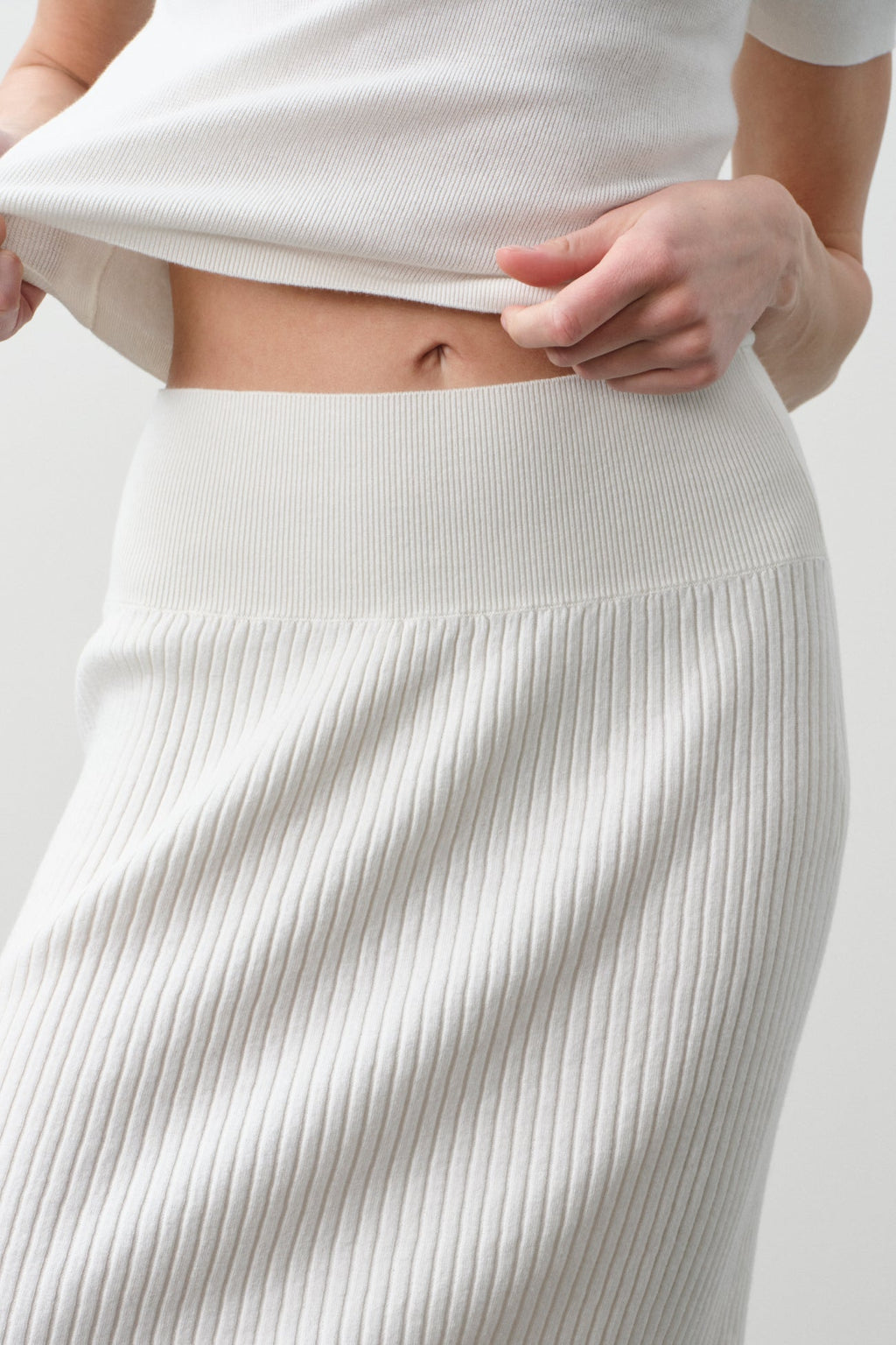 AUBRIE MIDI SKIRT