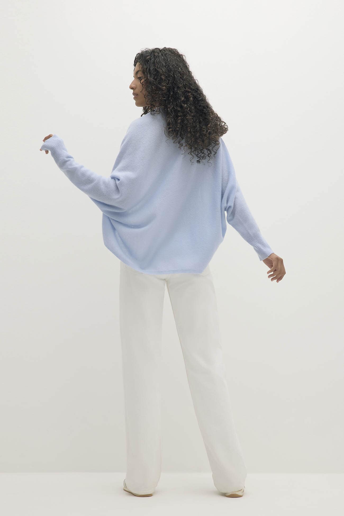 MELI FEATHERWEIGHT CASHMERE SHRUG