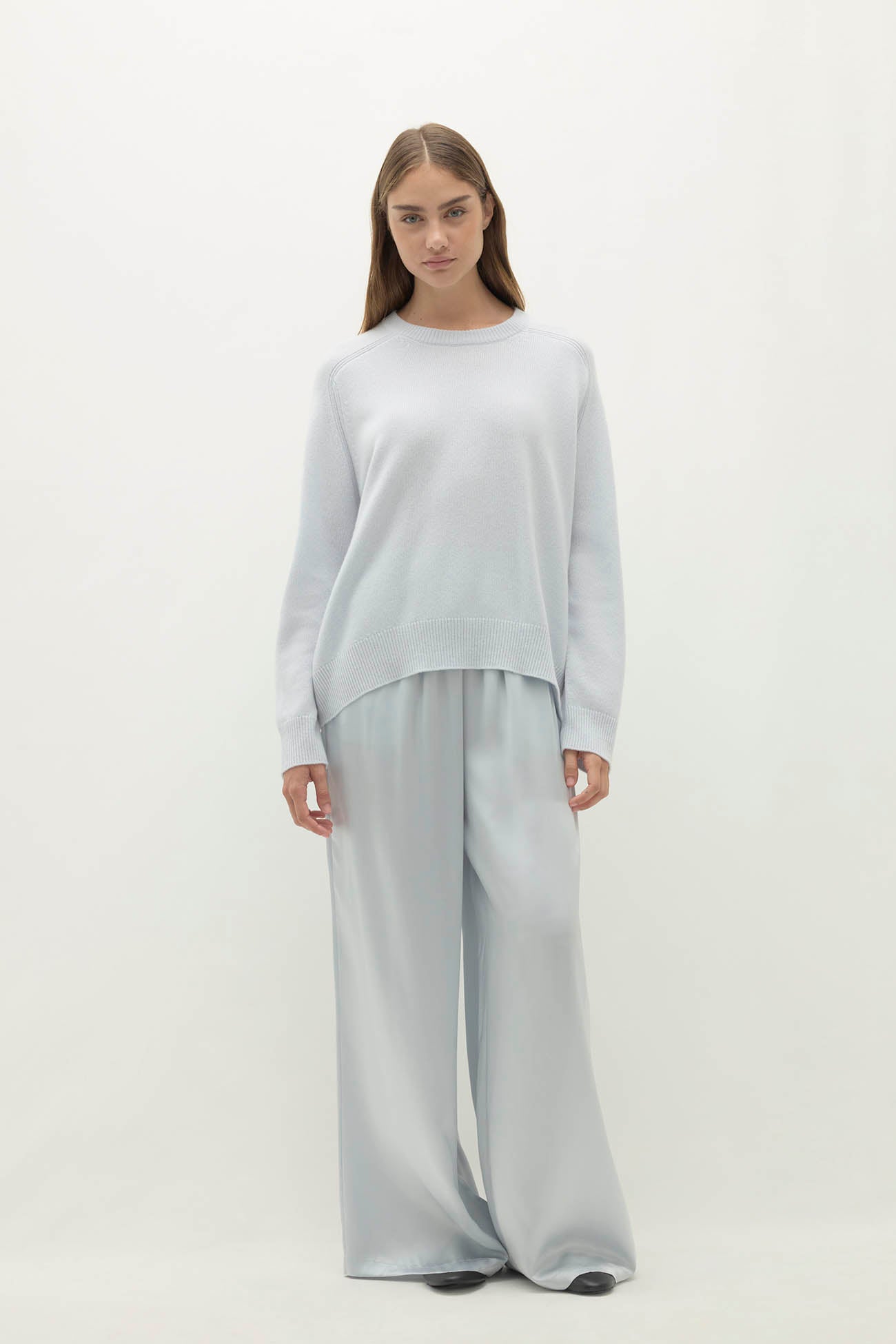 TAMMY CASHMERE CREWNECK SWEATER